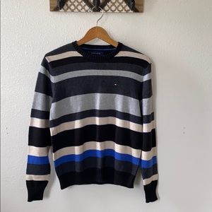Tommy Hilfiger Mens long sleeves knit sweater